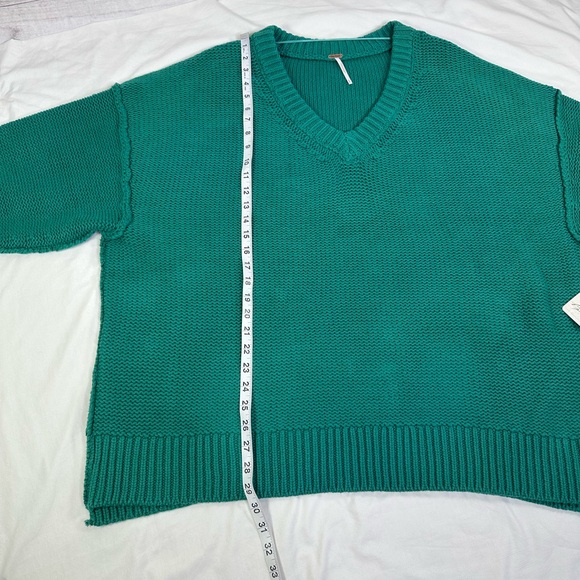 NWT Free People Alli V-neck Mountain View Size M - Picture 9 of 10